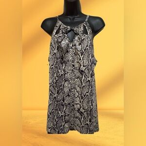 Snake Print Halter Tank Top - Black & Cream⭐️NEW⭐️